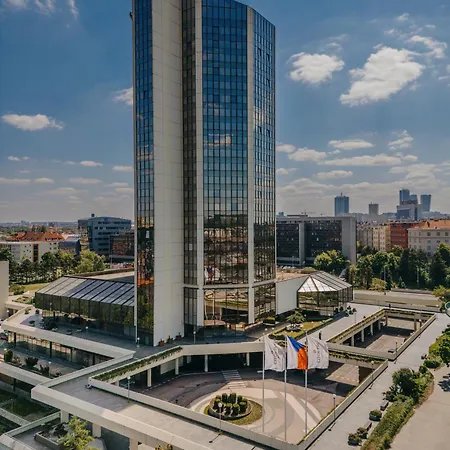 Grand Towers - Czech Leading