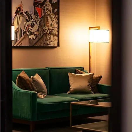 Grand Towers - Czech Leading