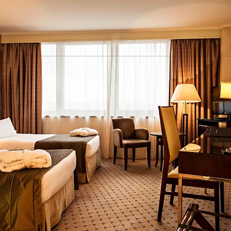 Grand Towers - Czech Leading