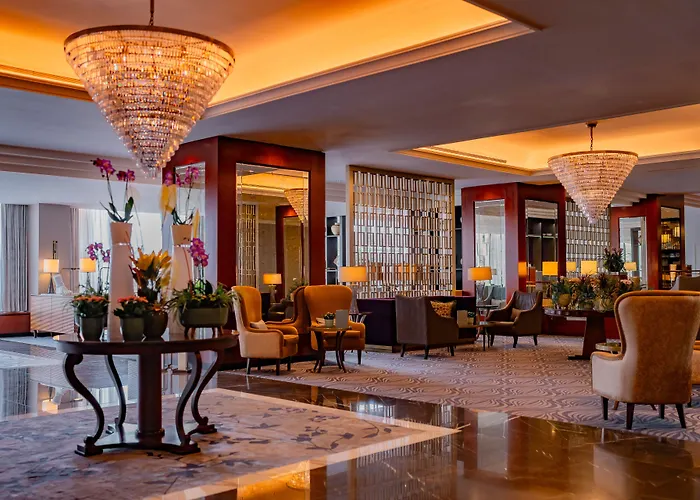 Hotel Grand Towers - Czech Leading