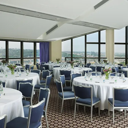 Hotel Grand Towers - Czech Leading