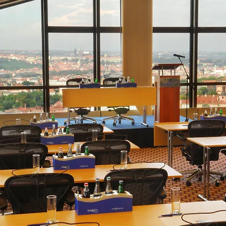 Grand Towers - Czech Leading