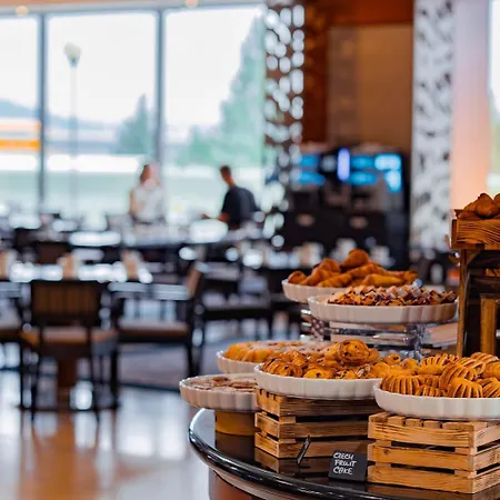 Hotel Grand Towers - Czech Leading 5*
